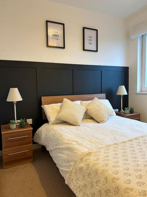 Newly Renovated & Modern 2-br Close To Canary Wharf Apartament